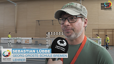 Trainer und Lehrer, Sebastian Lübbe beim Interview. 